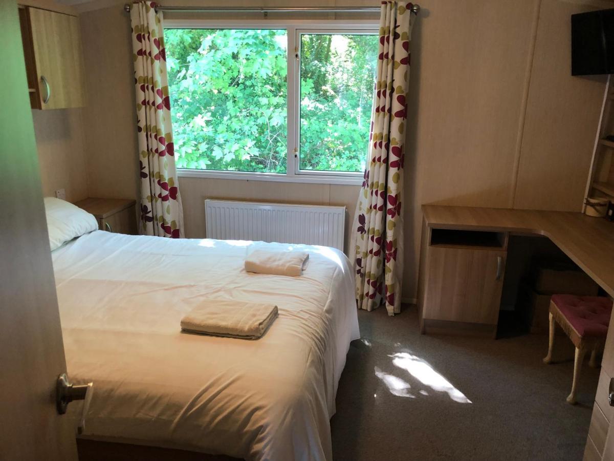 Popular Property In Bembridge Luaran gambar